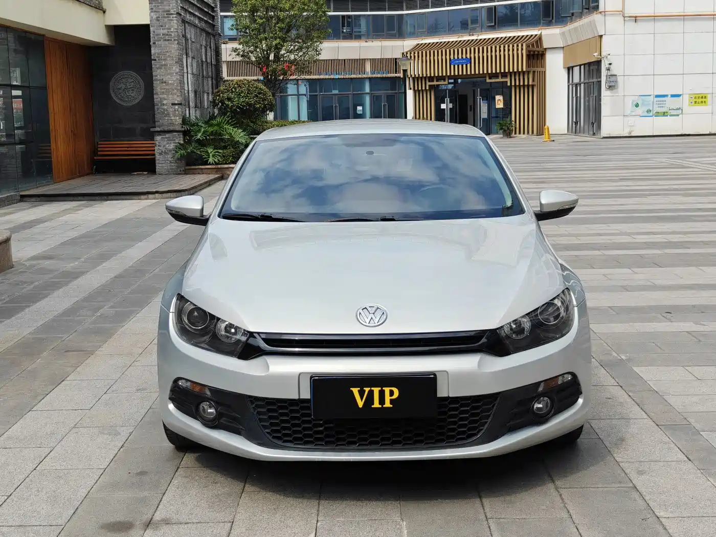 Volkswagen Scirocco 2011 1.4TSI Single Turbo Style Edition фото 2