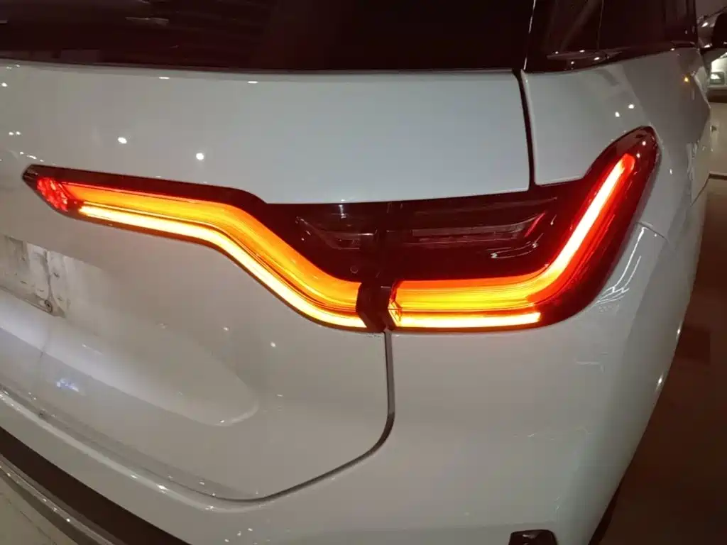 Фото 8 - NIO ES6