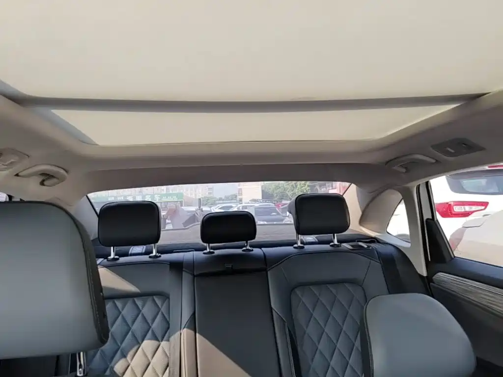 Volkswagen Sagitar, миниатюра 18