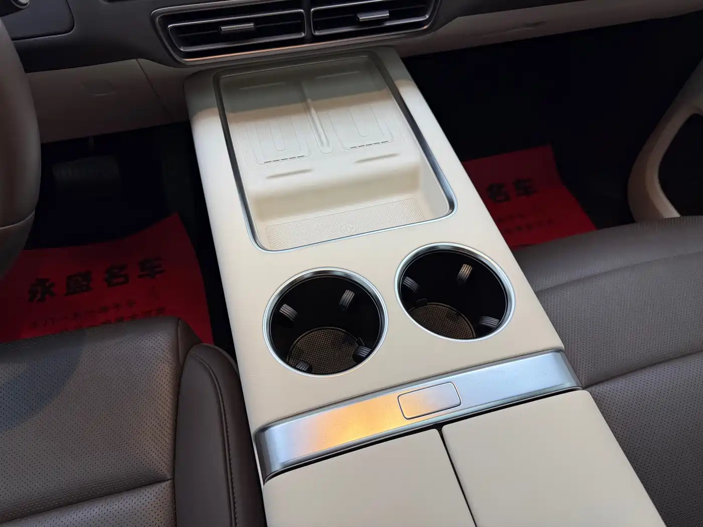 Li Auto MEGA 2024 2024 Ultra