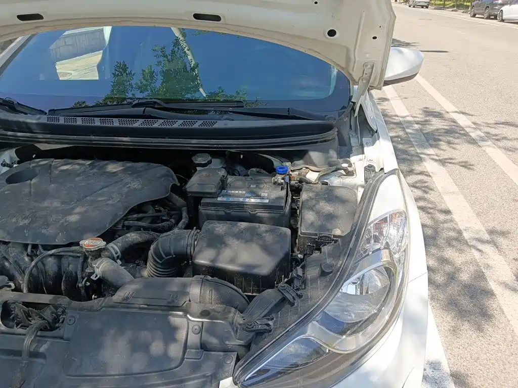 Hyundai Langdong 2015 2015 1.6L Auto Trend