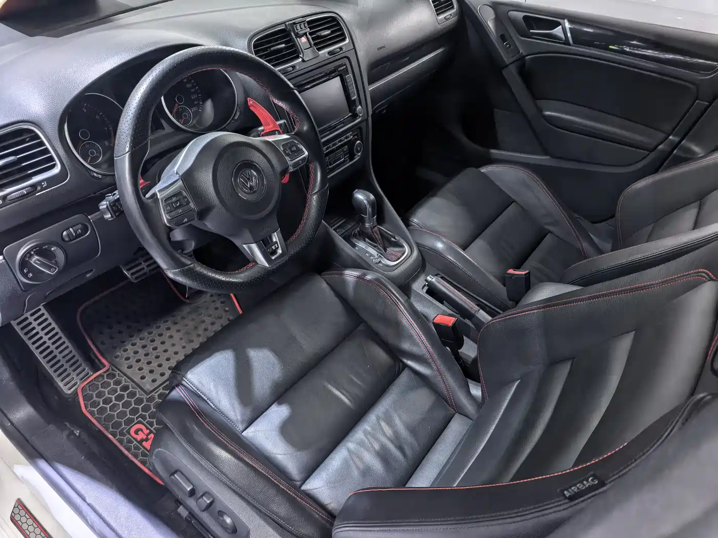 Volkswagen Golf GTI 2012 2.0TSI GTI фото 6
