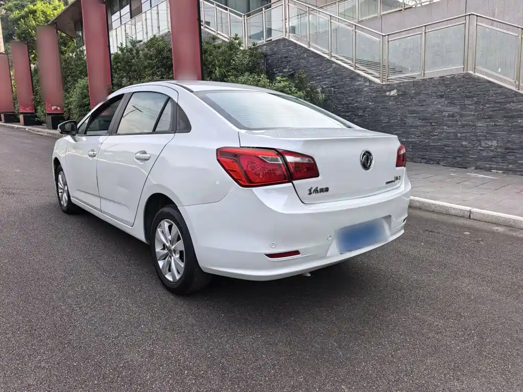 Dongfeng Aeolus L60 2018 2015 1.8L Automatic New Enjoyment Type