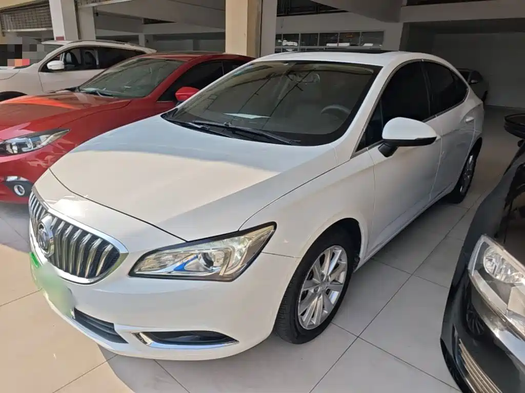 Photo 2 - Buick Verano