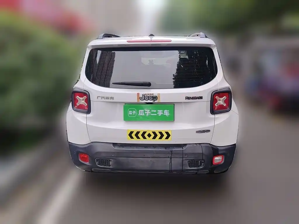 صورة 7 - Jeep Renegade
