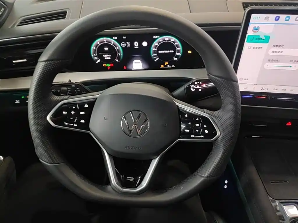 Volkswagen Teramont 2025 Teramont Pro 450TSI 4WD Summit Edition фото 11