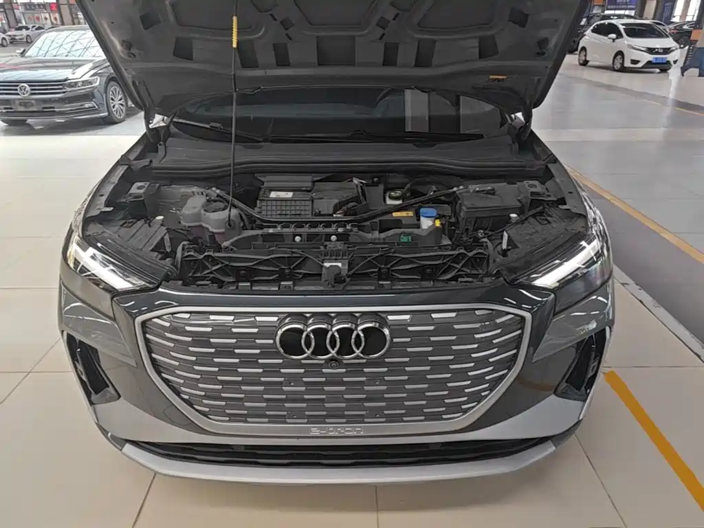Audi Q4 e-tron 2025 2024 40 e-tron Creation Edition