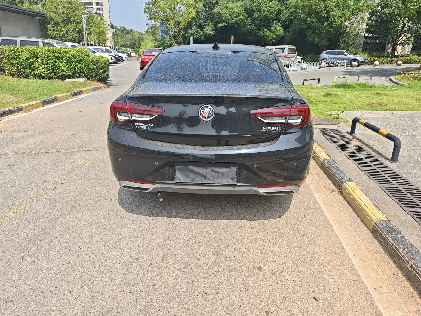 Photo 6 - Buick Regal