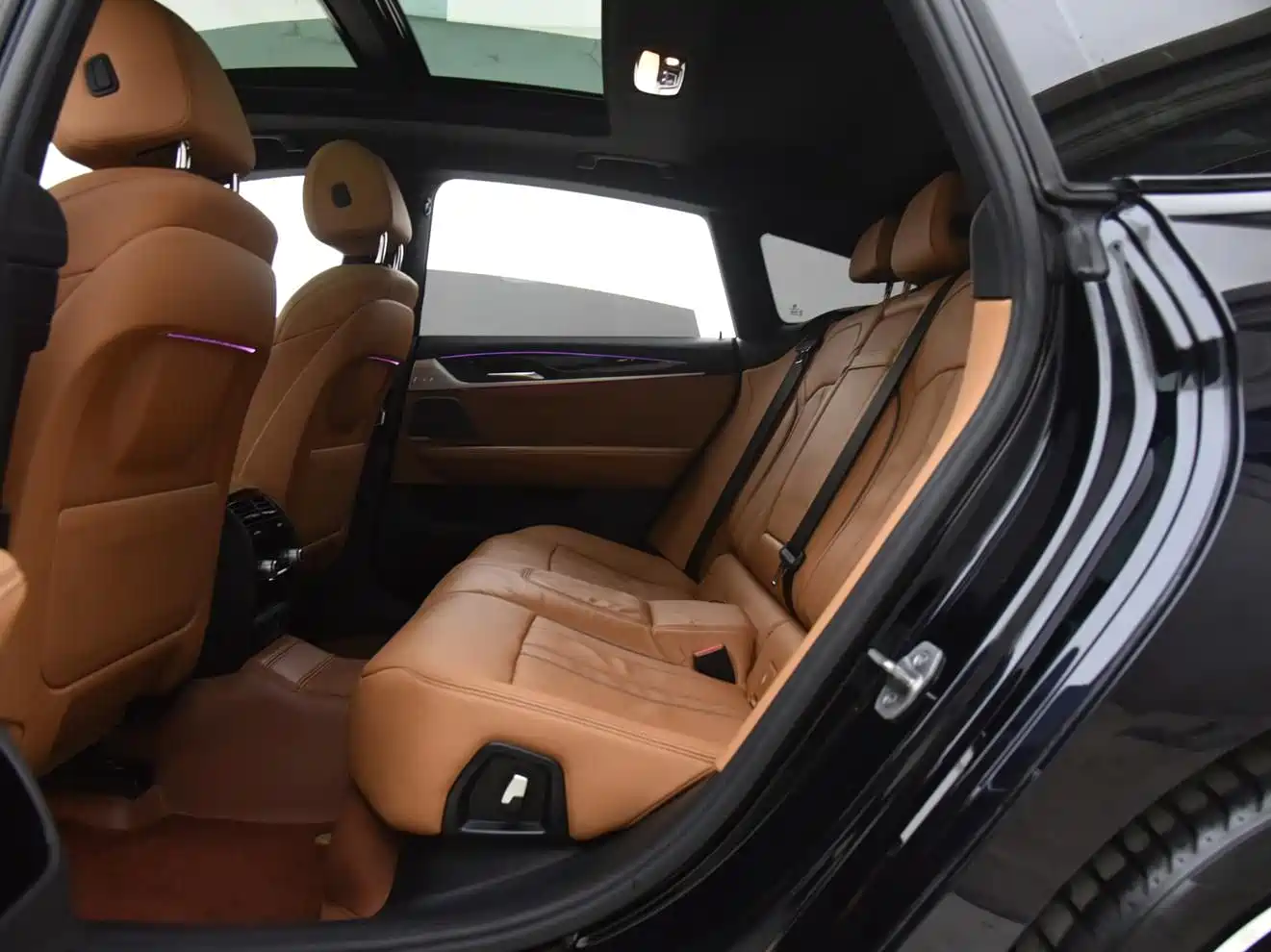 BMW 6 Series GT 2022 Model 630i M Sport Package фото 11
