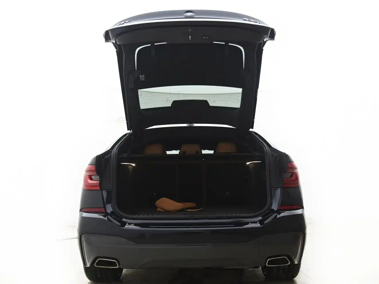 BMW 6 Series GT 2022 Model 630i M Sport Package фото 7