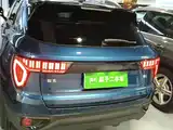 Photo 6 - Lynk & Co 01