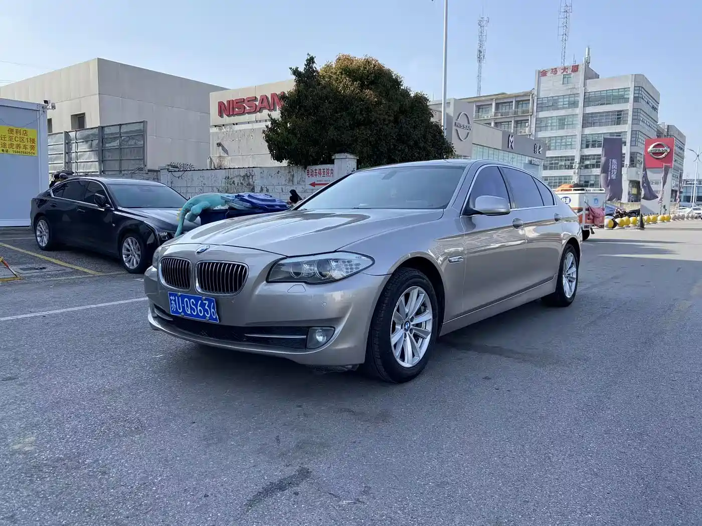 BMW 5 Series 2012 523Li Luxury