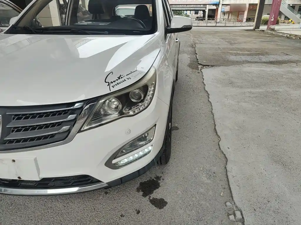 Baojun 560 2017 2016 1.8L iAMT Luxury