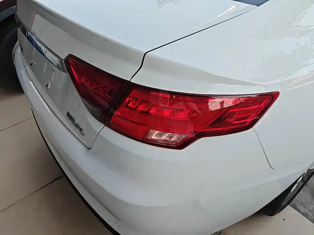 Geely Emgrand GL 2020 2020 1.4T CVT Asian Games Edition