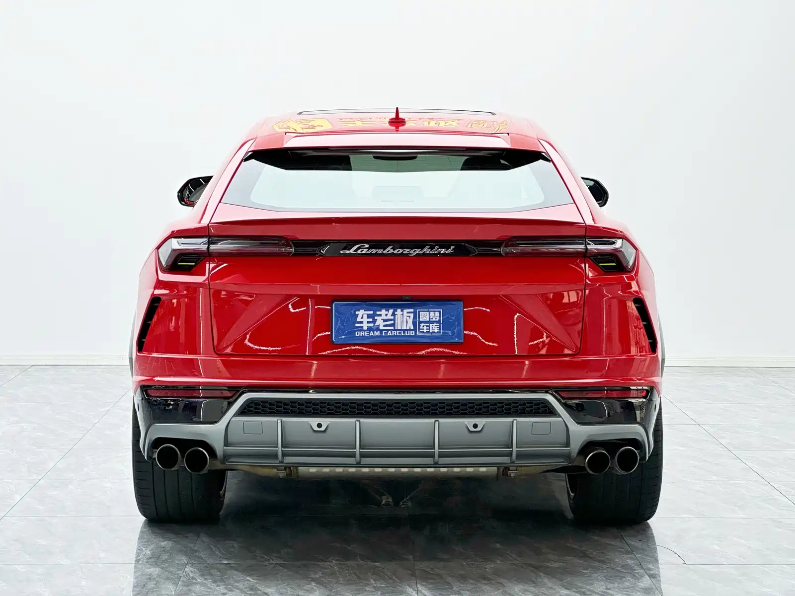 Фото 5 - Lamborghini Urus