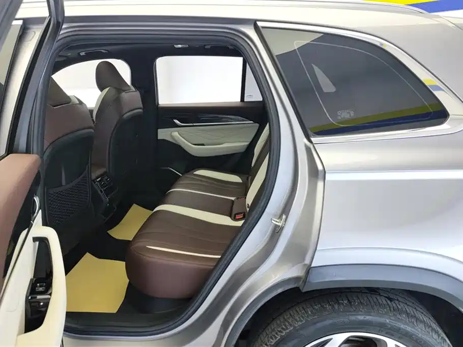 GEELY AUTOMOBILE XINGYUE L