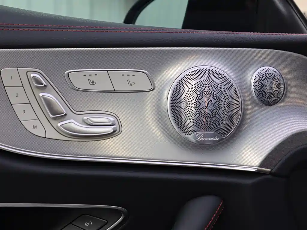 Mercedes-Benz E-Class, миниатюра 9