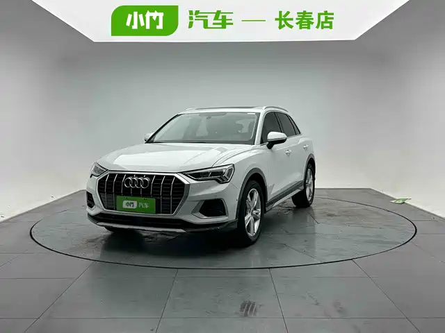 Audi Q3 35 TFSI, Stylish Elegant