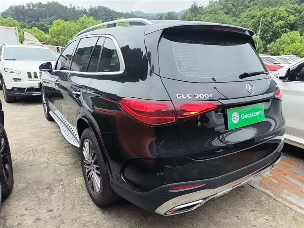Mercedes-Benz GLC 2023 Facelift GLC 300 L 4MATIC Sport 5-Seater фото 5