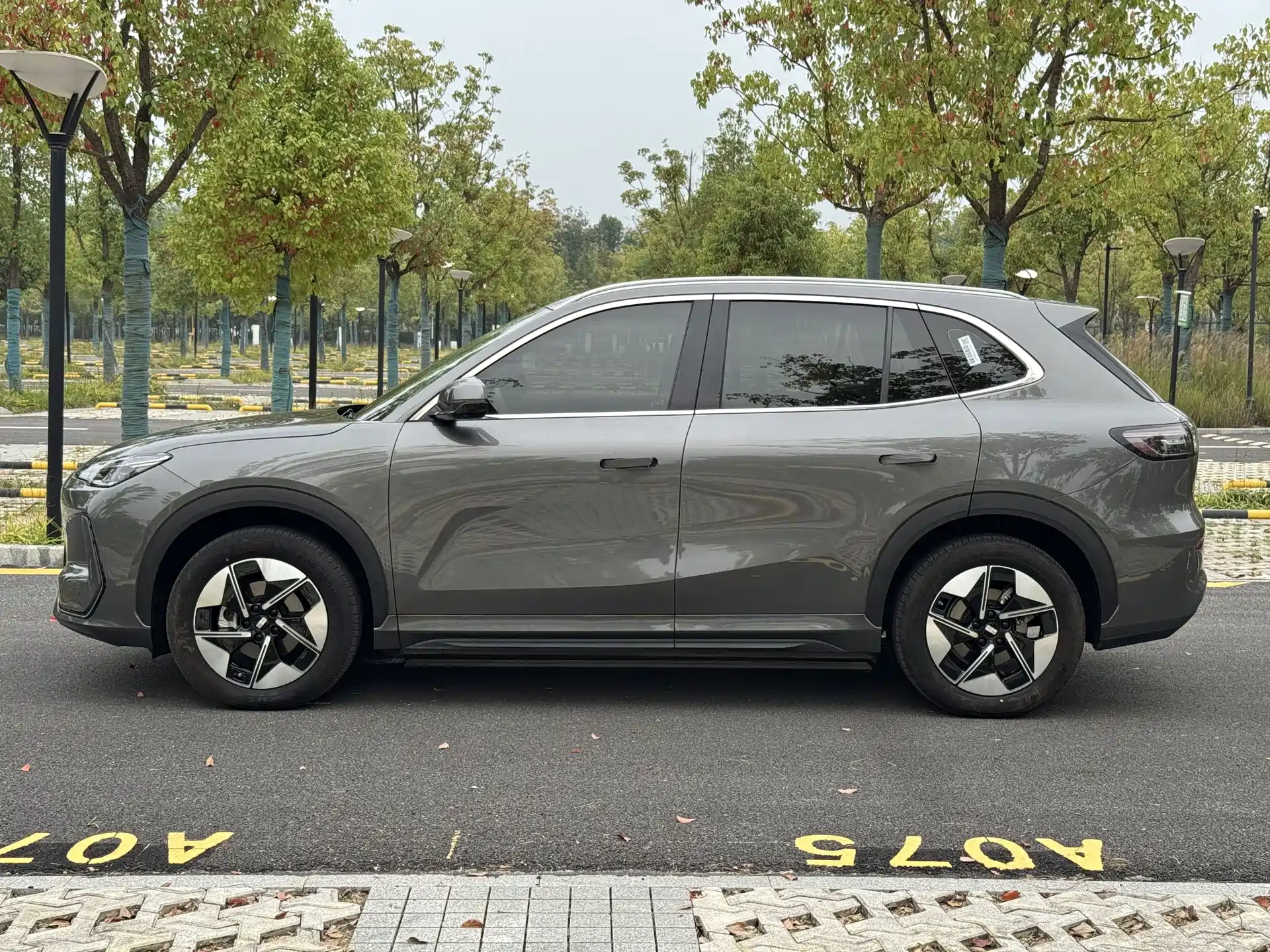 Photo 8 - Geely Galaxy Galaxy E5