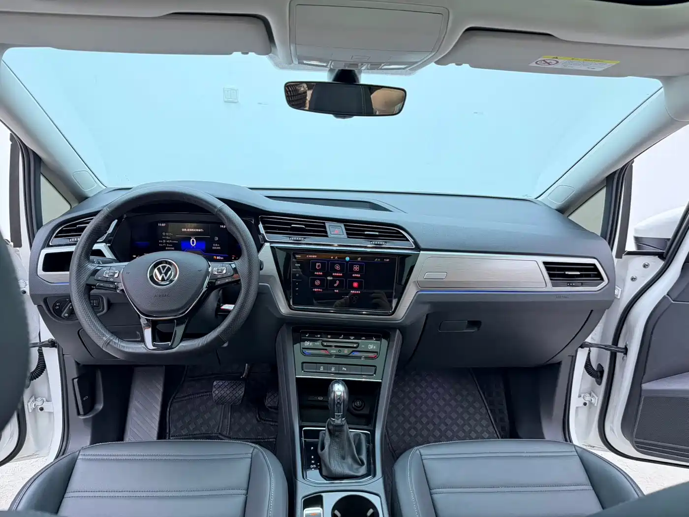 Volkswagen Touran 2023 2022 Touran L 280TSI DSG Comfort 7-seater