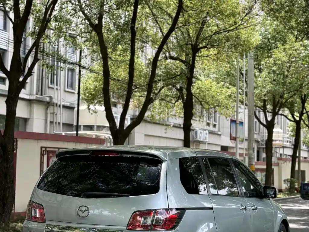 Mazda 8 2011 2011 2.3L Ultimate