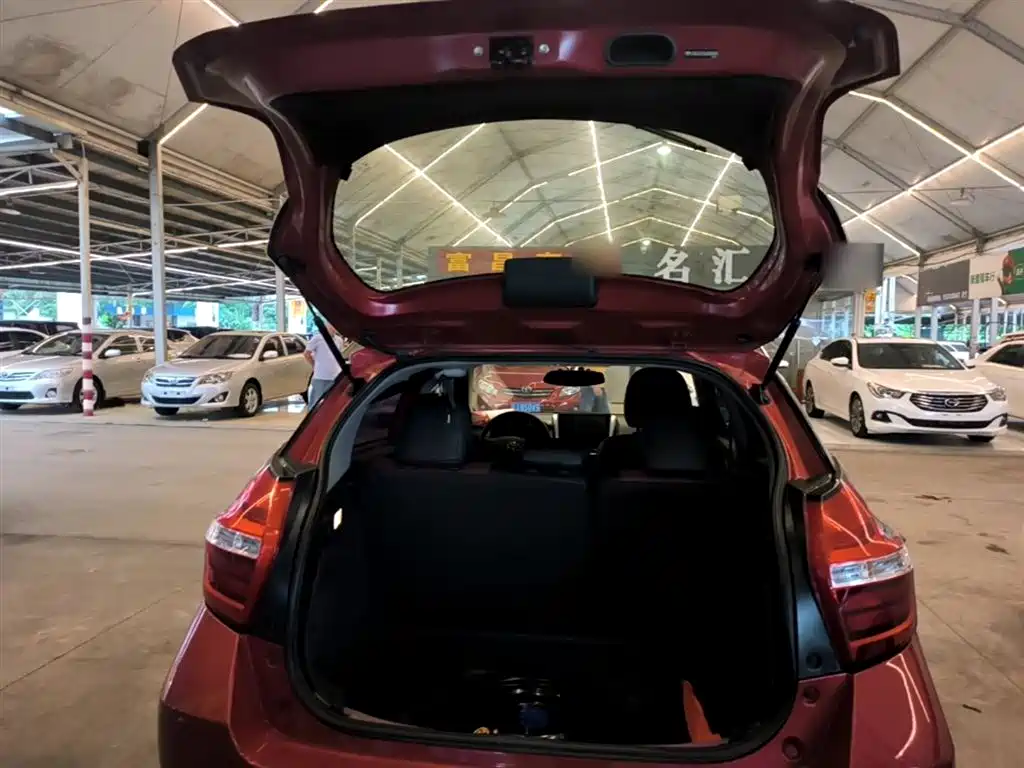 Toyota YARiS L Zhi Xuan 2016 Facelift 1.5E CVT Charming Edition фото 19