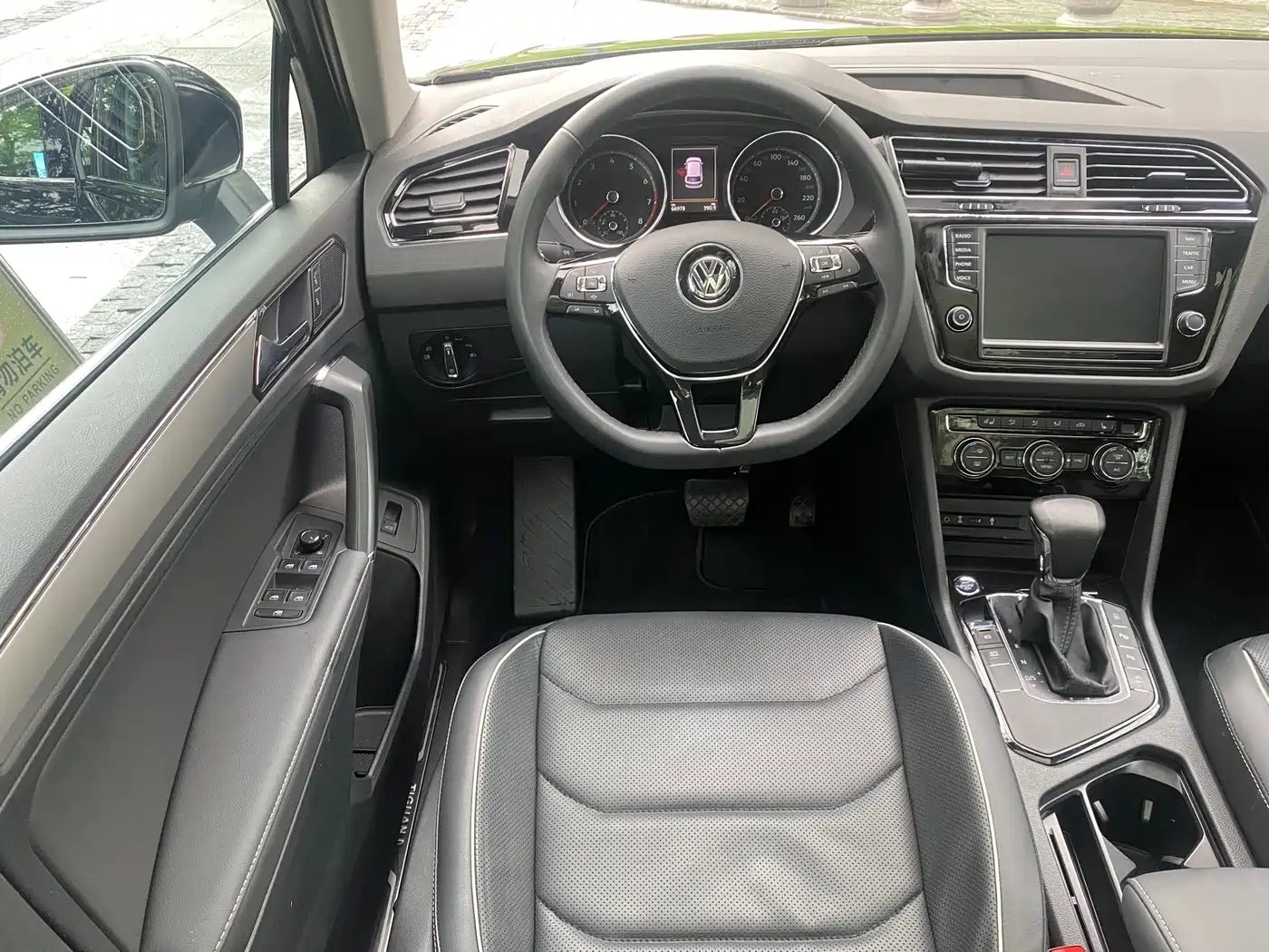 Volkswagen Tiguan L 2018 Facelift 330TSI Automatic 2WD Flagship Edition фото 13