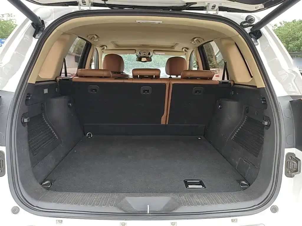 Haval H8 2015 2.0T 2WD Luxury фото 19