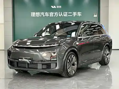 Li Auto L8
