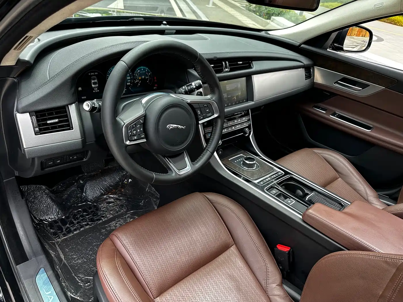 Jaguar XFL 2018 XFL 2.0T 250PS Luxury фото 12