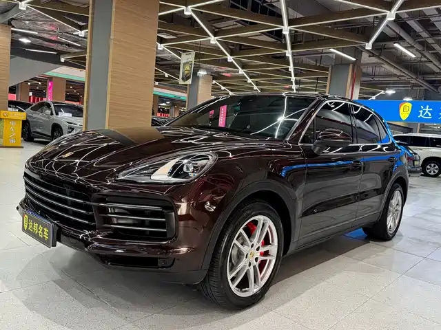 PORSCHE CAYENNE