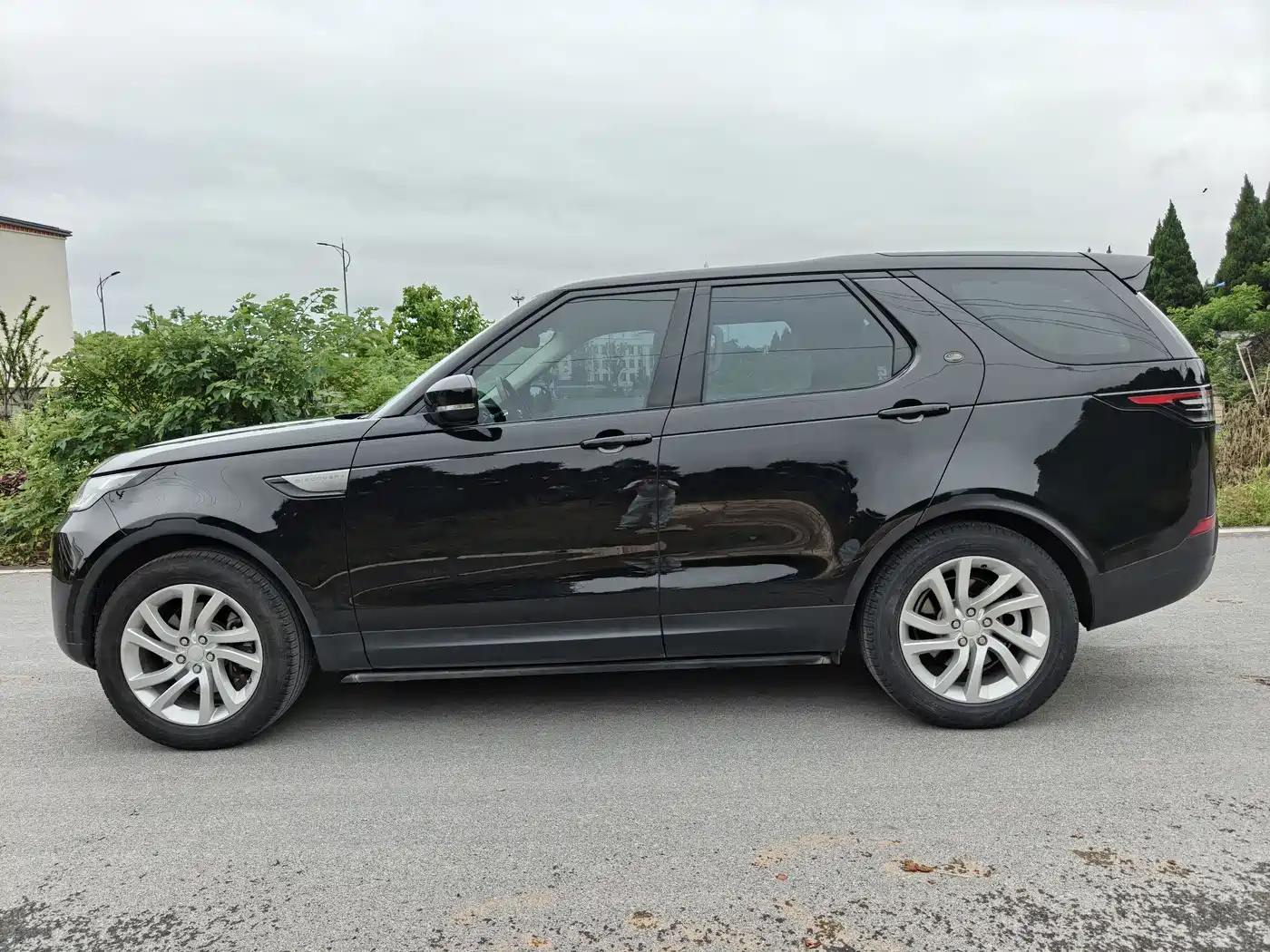 Land Rover Discovery 2017 3.0 SC V6 HSE фото 3