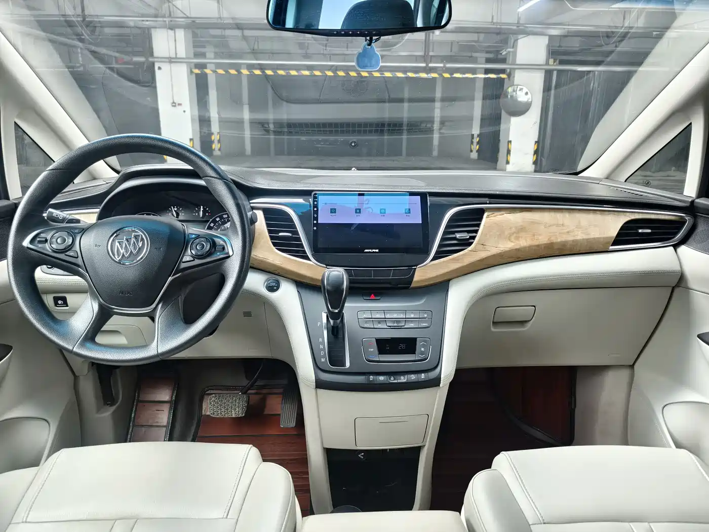 Buick GL8 2017 ES 28T Comfort Type China V фото 7