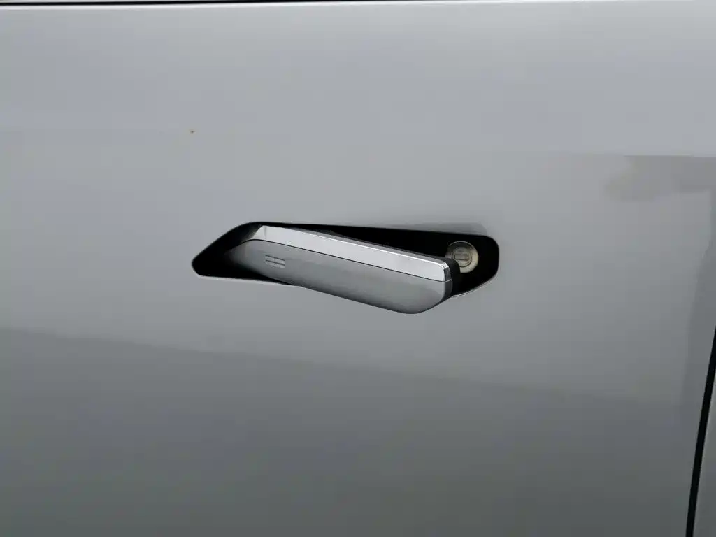 Photo 18 - GAC Trumpchi GS8