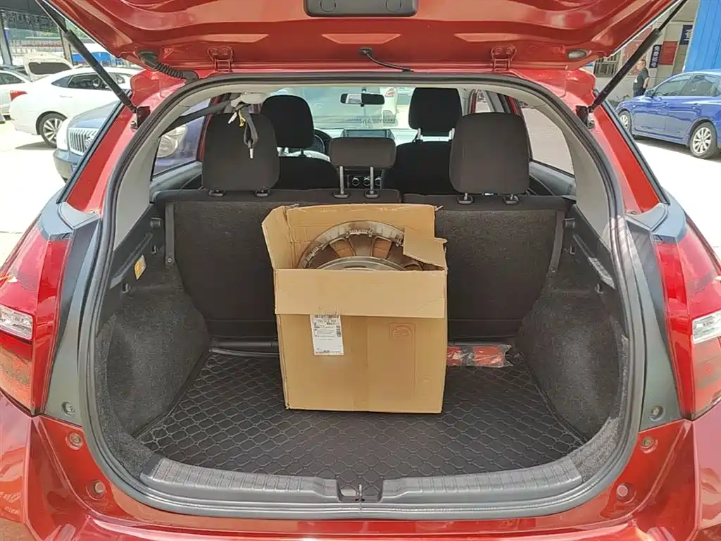 Toyota YARiS L Zhi Xuan 2016 Facelift 1.5E CVT Charming Edition фото 19