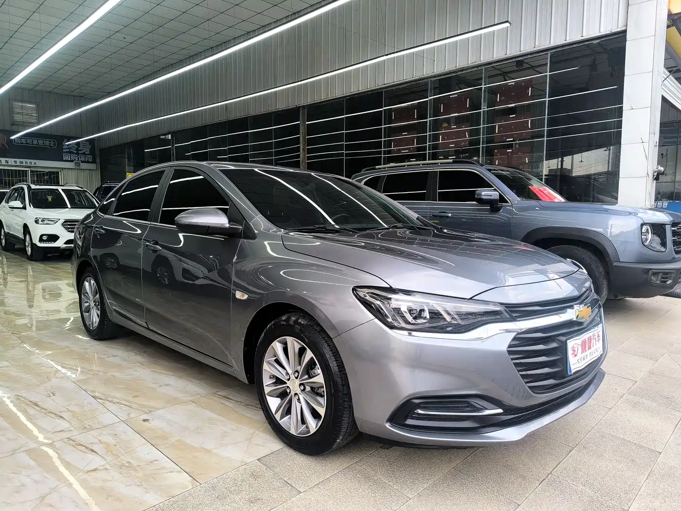 CHEVROLET CRUZE