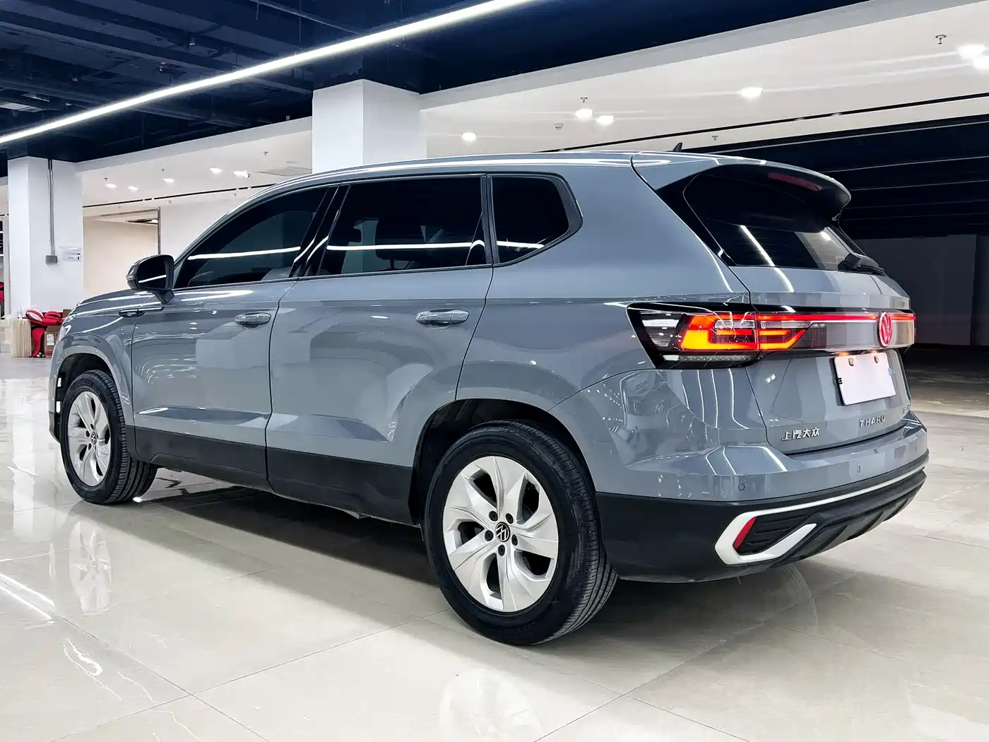 Volkswagen Tharu 2023 300TSI 2WD New Moon Edition фото 3