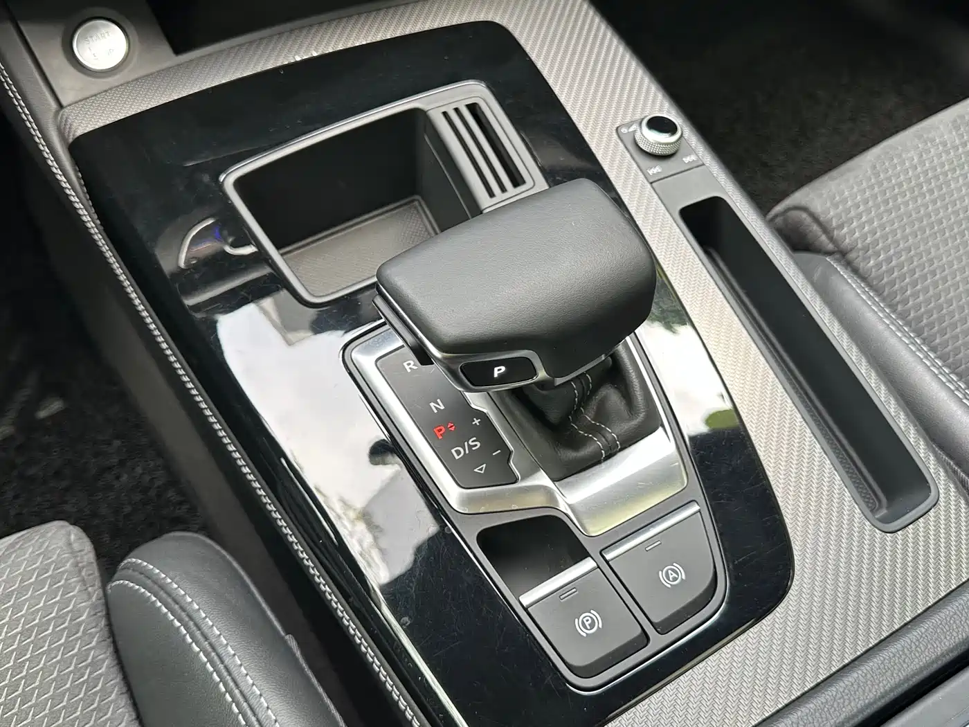 Audi Q5L Sportback 2021 45 TFSI Luxury фото 14