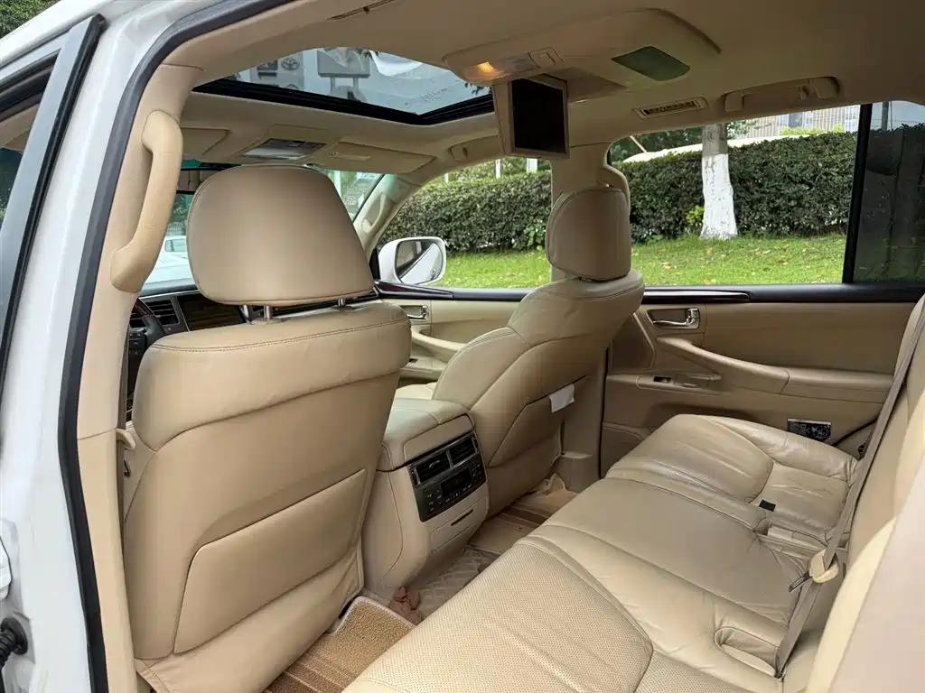 Lexus LX 2009 2009 570