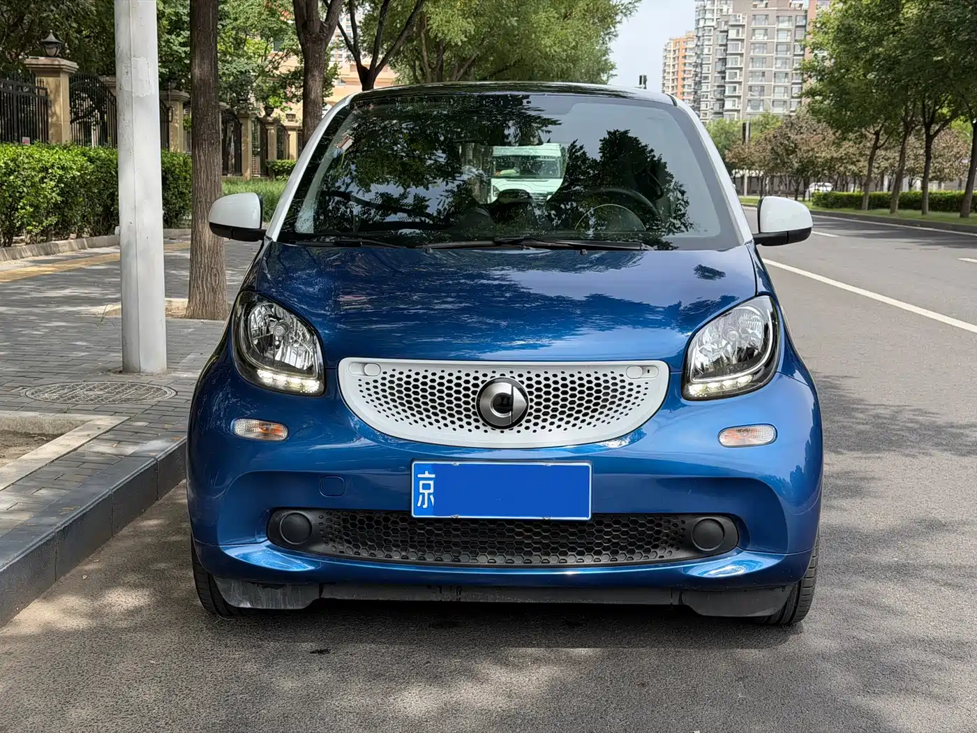smart fortwo 2019 2019 0.9T 66kW Hardtop Wind Edition China VI