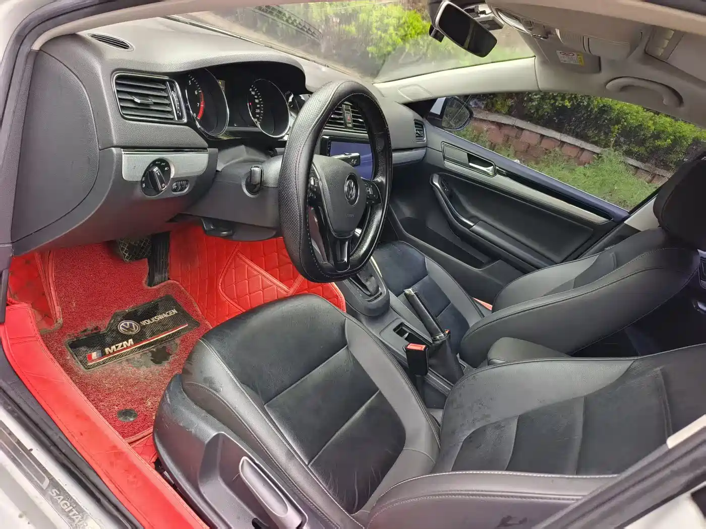Volkswagen Sagitar 2018 1.6L Automatic Comfort фото 4