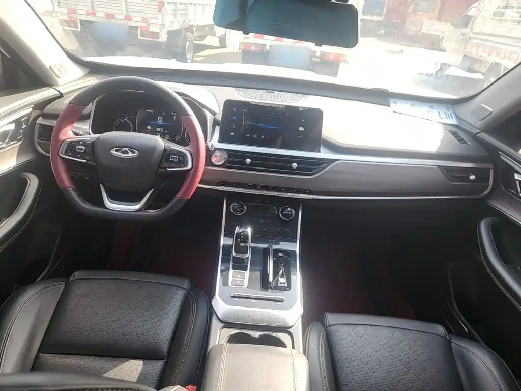 Фото 10 - Chery Tiggo 8