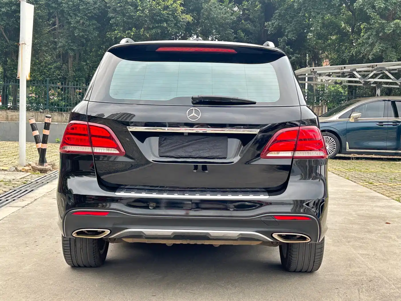Mercedes-Benz GLE 2016 GLE 320 4MATIC Luxury фото 6