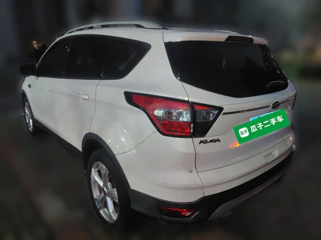 Ford Kuga 2019 2018 EcoBoost 180 FWD Wing