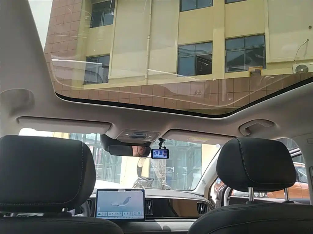 BYD Hai Shi 05 EV 2025 520KM Smart Navigation Edition фото 18