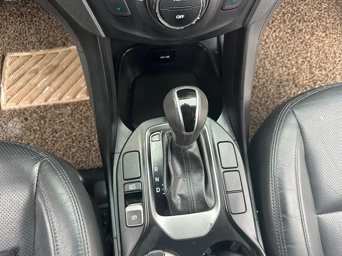 Hyundai Santa Fe 2015 2.0T Automatic 2WD Smart 5-Seater фото 13