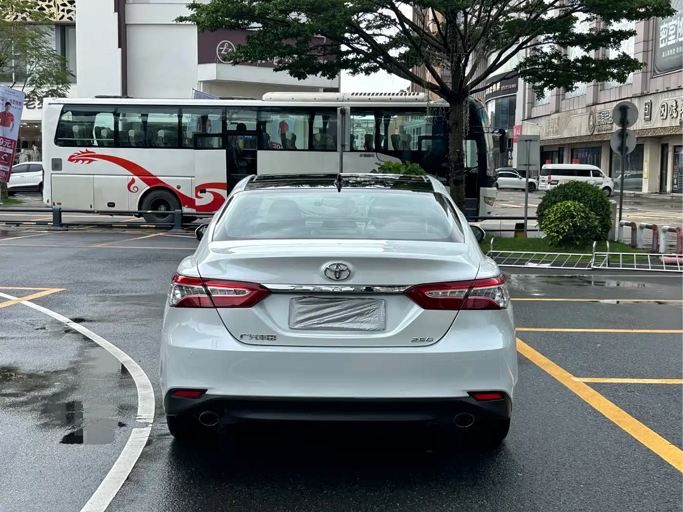 Toyota Camry 2021 2.5G Luxury Edition фото 6