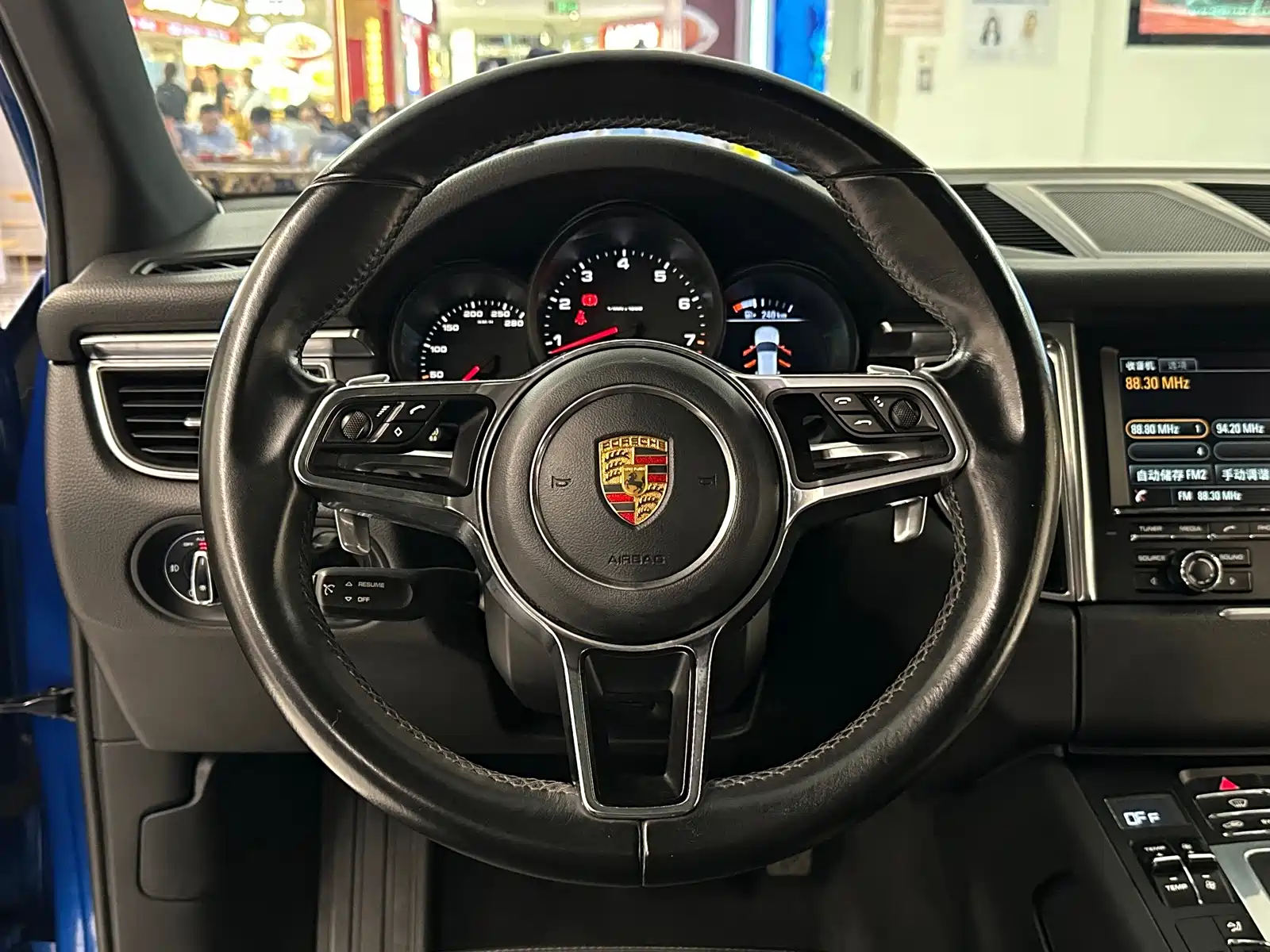 صورة 16 - Porsche Macan