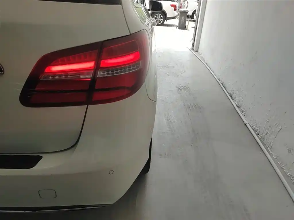 Mercedes-Benz B-Class 2017 B 200 Style фото 8